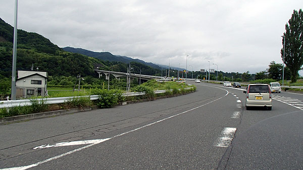 月夜野ＩＣ付近